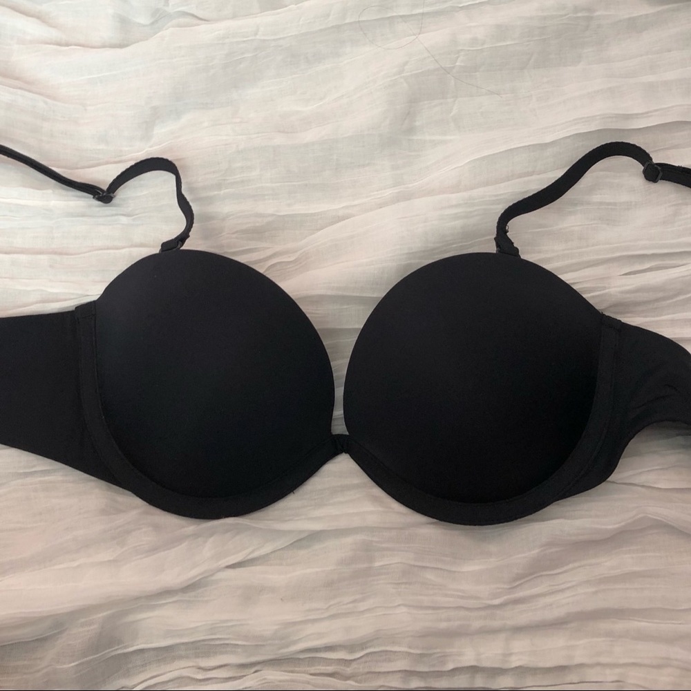 Plain Black La Senza Push Up Bra!